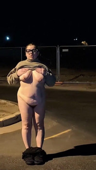 Tjock BBW fru offentlig sex på en kylig morgon! Badblondiemonroe