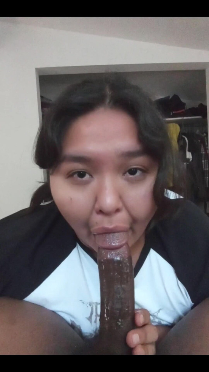 DeesDeepThroat: แช่งมันสุดฮอตนอกบ้าน น้ําแตกสุดเจ๋งจากสาว ๆ Single Shot Mild Zoom