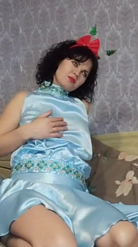 Blowjob manis dari barbie dan kongkek keras dalam pepek dan dubur, dengan air mani di dalam