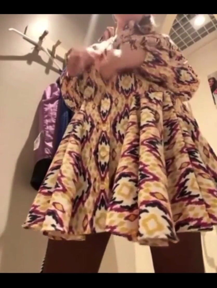 JuiceLussie: Nyepong kontol di depan umum