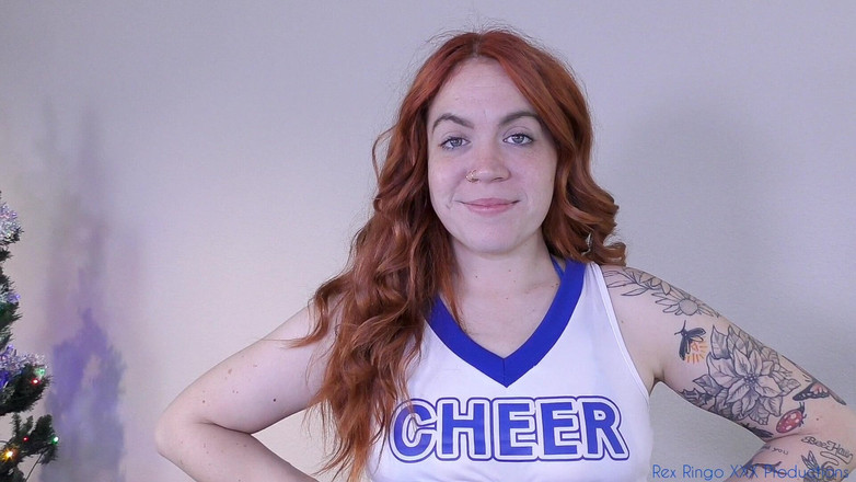 Rex Ringo XXX Productions: За кулисами с актрисой кино для взрослых Celeste cheerleers помогают