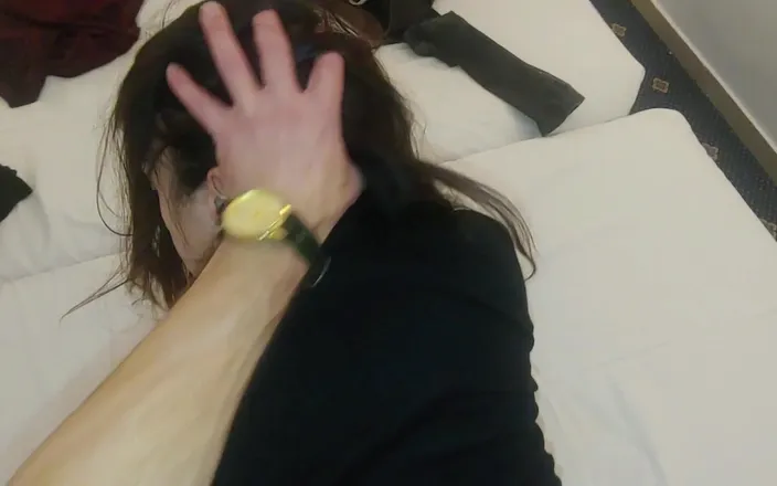 Ferrero anal experience: Night in the Hotel with a Stranger. Dialoghi Ita