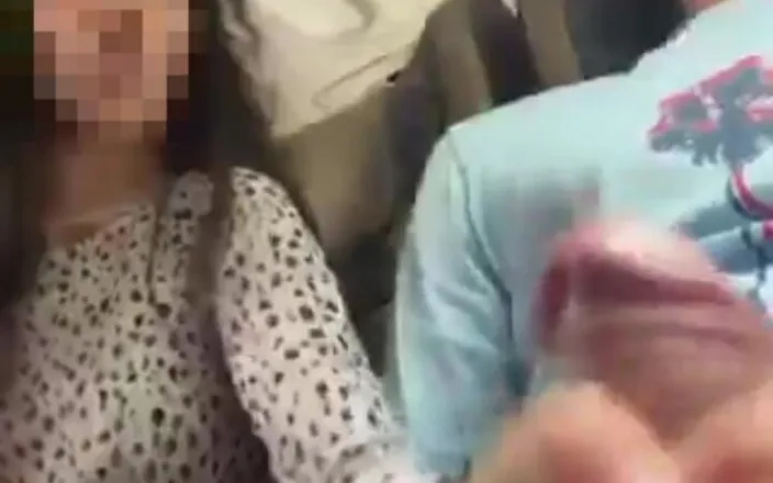 Hotfuck20: Bus Handjob