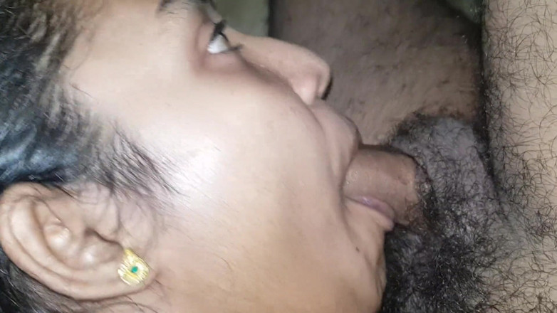 Immfuck: Indická vesnická dívka s úžasnými dovednostmi deepthroat, dávení pití mrdky
