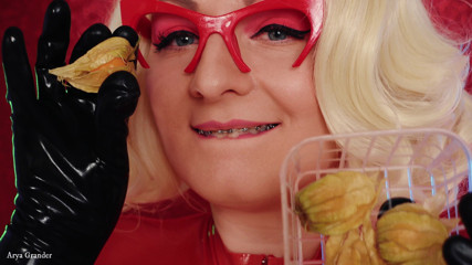 Arya Grander: Food fetish: eating video latex girl