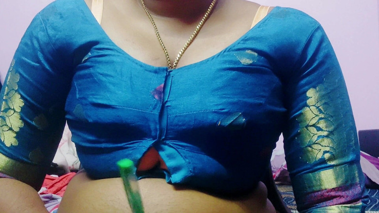 Desi Mohini: Sexy indická tetička chce mého velkého ptáka