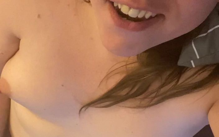 ChloeCorrupt: Chloe Corrupta folla y se corre