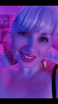 Happy Titty Tuesday Babeeeey