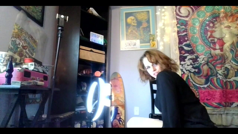 Suzy Wylde: Sieh zu, wie ich es reite und squirtet nach meinem...