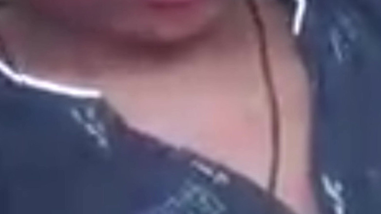 DesiBurChudai: Sau khi chồng đi ra ngoài, anh chồng kế rất quyết...