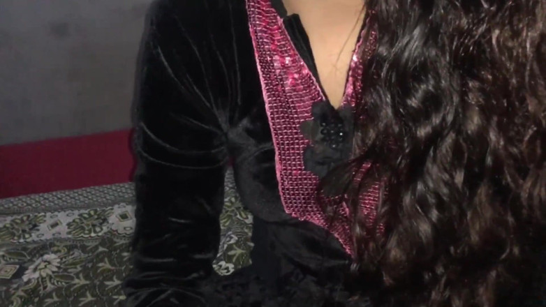 Kingsizedevil: Desi Girlfriend Ki Tight Pink Chut Phaad Di Tonight Hindi...