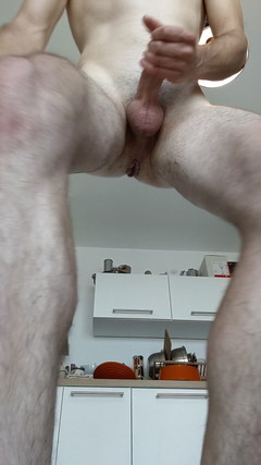 Mike Bi: 立ち上がる