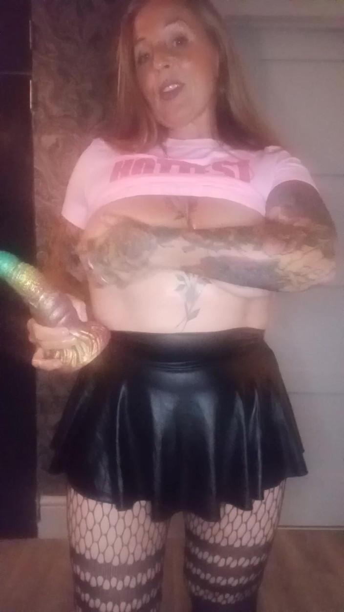 Kitty James: Heißeste top