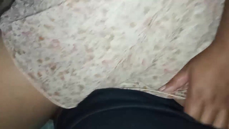 Damis_87: 精明的继母摇晃我的鸡巴