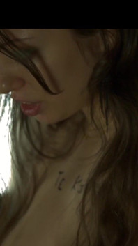 Big ass brunette gets sprayed from her dude