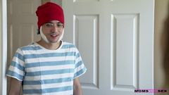 Moms teach sex: What Happened with My Stepmom on Halloween - S14:e1