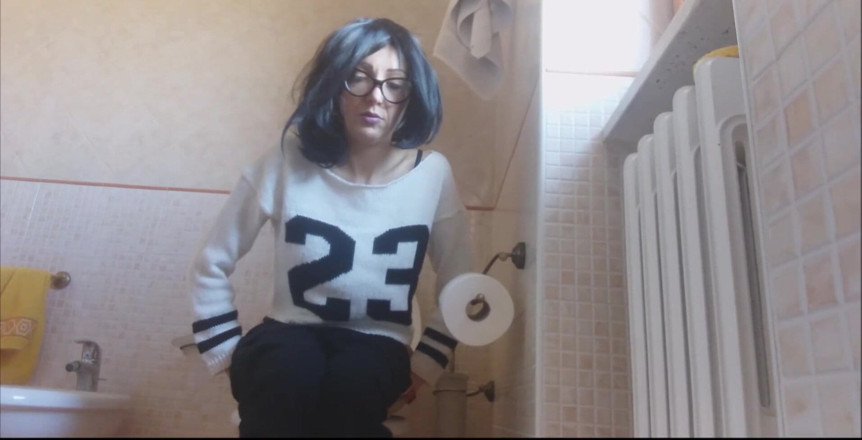 savannahamatoriale: Best Toilet Sexy Sessions with Savannah