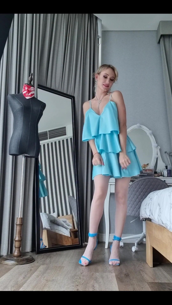 Angel The Dreamgirl: Blauwe jurk