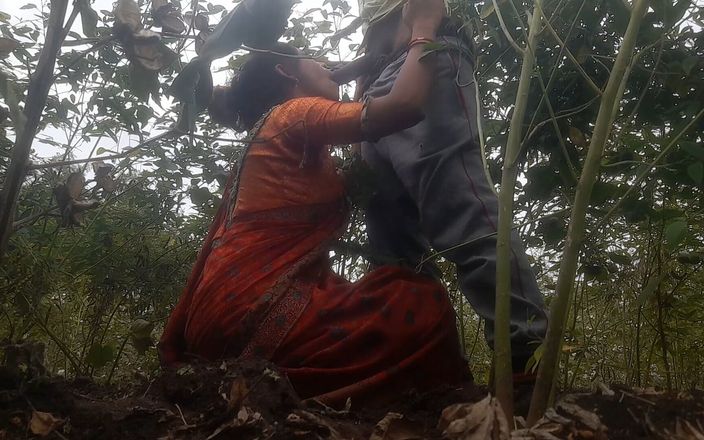 Hot bhabi gold: Knullar svägerska som kom för att arbeta på åkrarna