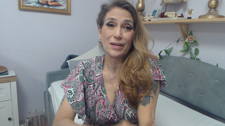 Melissa Johnson: Сюрприз зведеної бабусі