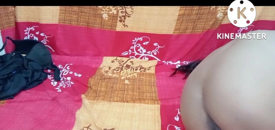 Ankurpriya000: Xxx, ma demi-sœur indienne se doigte la chatte, il a...