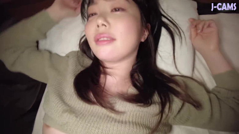 J-Cams: Datum ukazování bradavek. Výstava chatty a neustálé škádlení, část 5