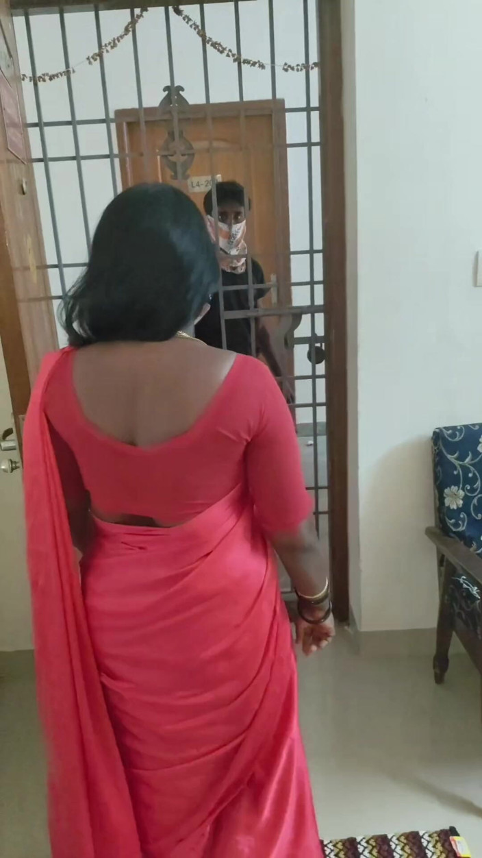 Thesana: prashansak marammat larka akeli ghar ki patni ko seks ke...