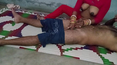 FireeCouple: पहली बार भारतीय नौकरानी लंड को छू रही है