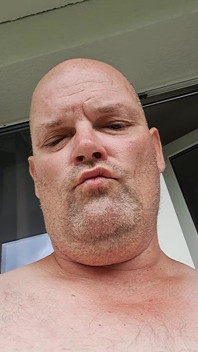 Balcony Games of a Slut