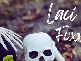 Laci Foxx: Kemik Koleksiyoncusu Bölüm 1