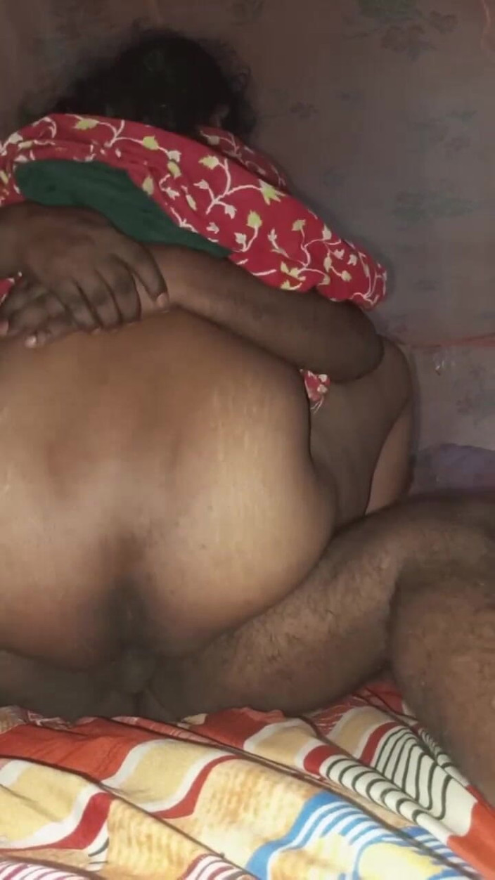 Auntixxx69: Memek sempit abang tiriku dientot habis-habisan sama abang tiriku sendiri