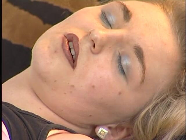Lucky Cooch: Amateur blonde getting sensual