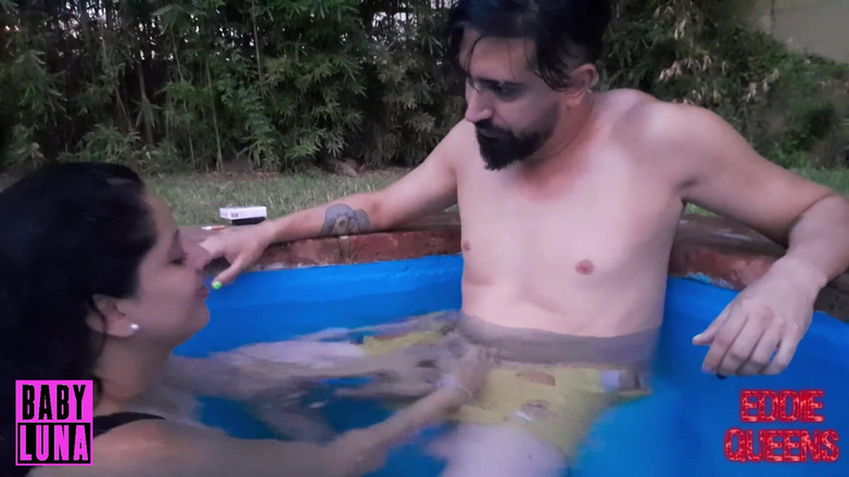 Babyluna939: Me follo secretamente a mi cuñada en la piscina en...