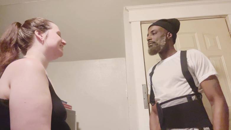 Thekookiejarxxx: MILF Housewife Shows Plumber Hers Appreciation by Swallowing His Black...