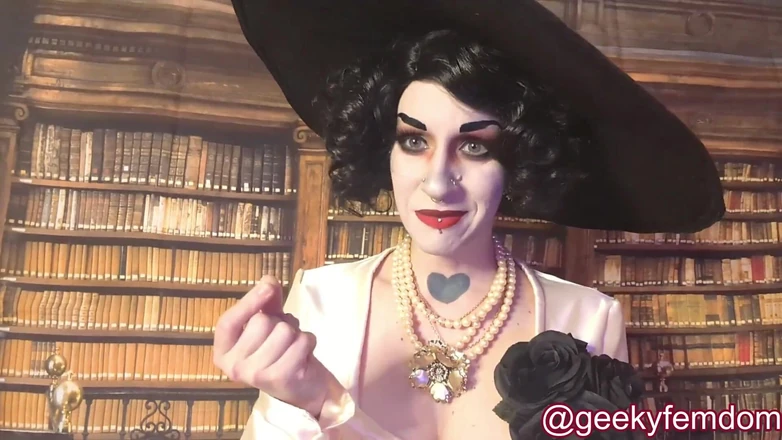 Geeky Femdom: Ngày lễ tình nhân với quý cô dimitrescu