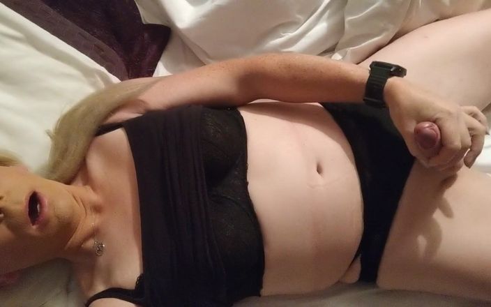 NikkiGee: Un buen semen duro!