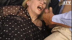 Italian Dirty Sex ATV: Madura mulher vagabunda - parte 01