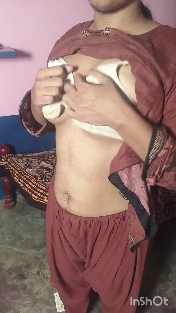 Naughty_Sana: Caliente india anti tetas y coño follando masterbating