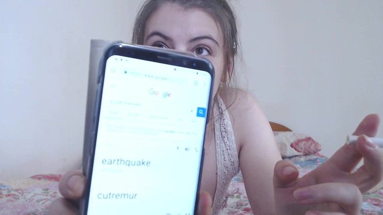 Katherine Squirt: 私の脇の下を舐めるパパ