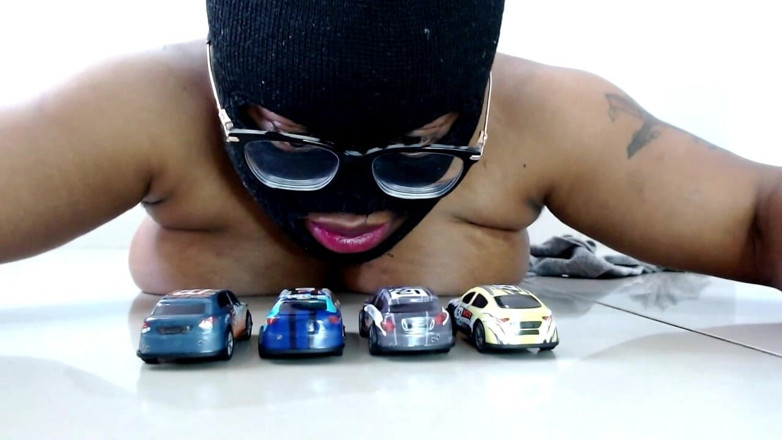 Maeling: Nascar course, baise et écrasement des seins