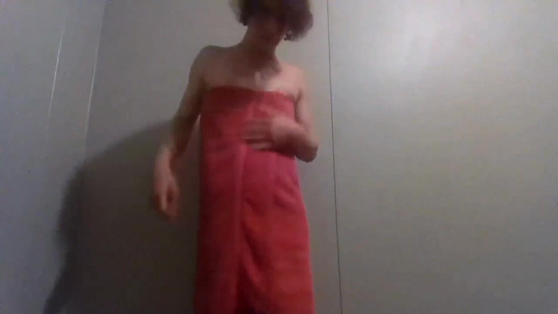 LilTaste: Towel Fetish Fanclub Video of the Month (ffvotm); Bonus Video March 2022