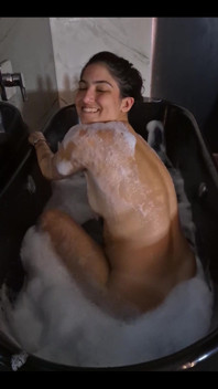 A Twerk in a Bathtub