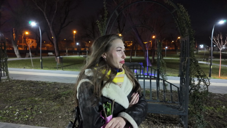Laura Quest: Valentine’s Surprise He Gifts Me a Toy, I Squirt for...