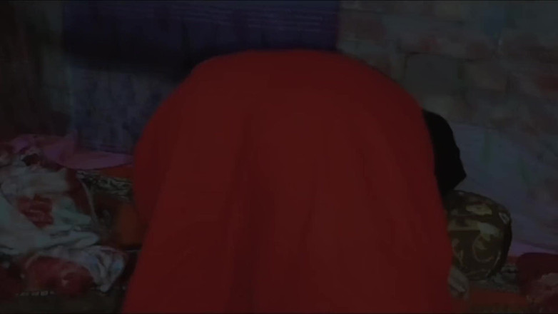 Deshi women: Stiefschwester harter fick im zimmer mit großem schwanz