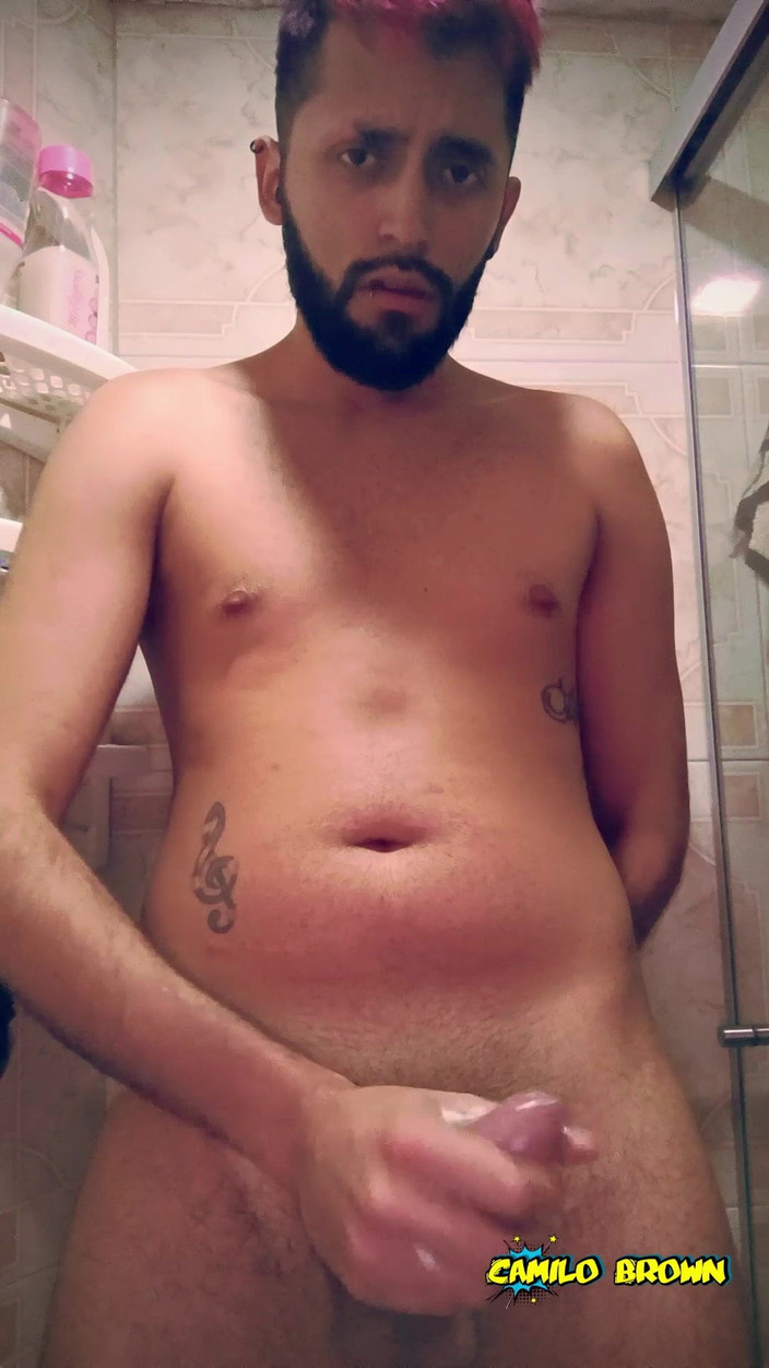 Camilo Brown: Wichs in der dusche bis ich komme, dann gehe ich...