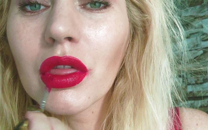 Goddess Celine: Glossy lips &amp;amp; BBC training