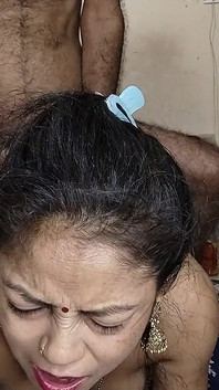 Desi bhabhi meniduri ayah tirinya puting panas dan memek kecil kecil