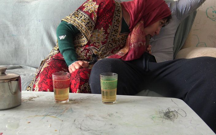 Souzan Halabi: Imigrant musulman turc Hhas sex cu o pulă mare și neagră
