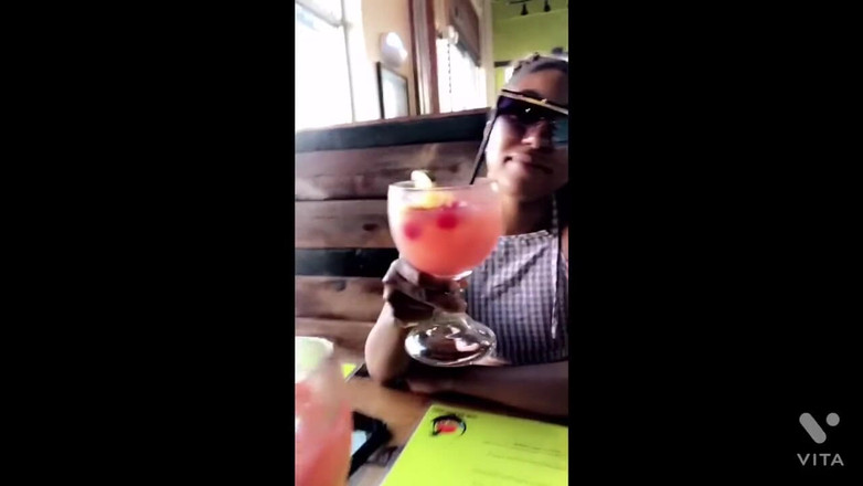 Fijii pornbox: Zabierz mnie na kolację Weź mnie pieprzyć użyj wszystkich moich...