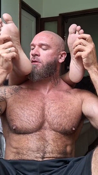 Tío Barbudo - Encuentro Con El Oso Ruso.